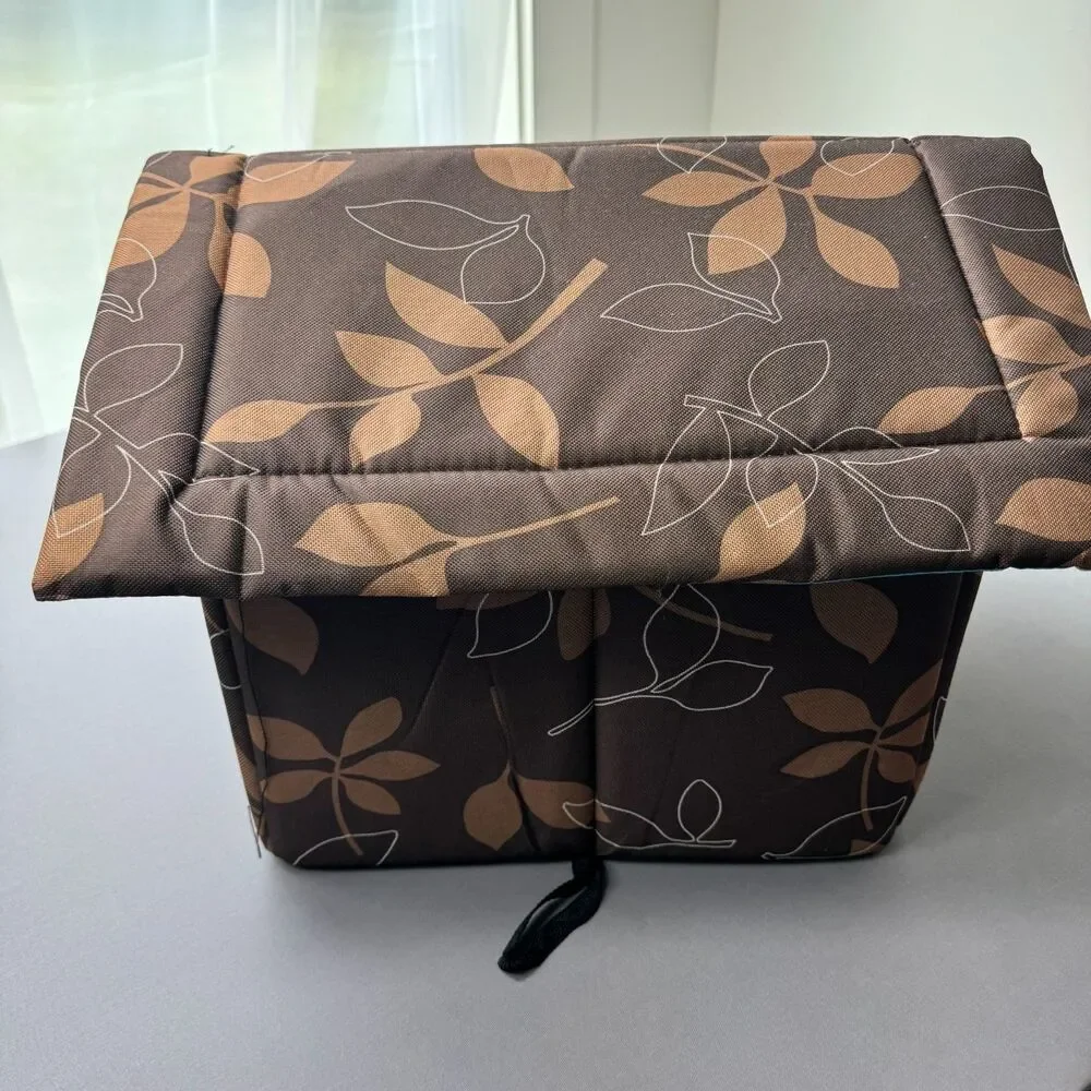 New Foldable Pet House Lightweight Small Dog/Cat Bed 12